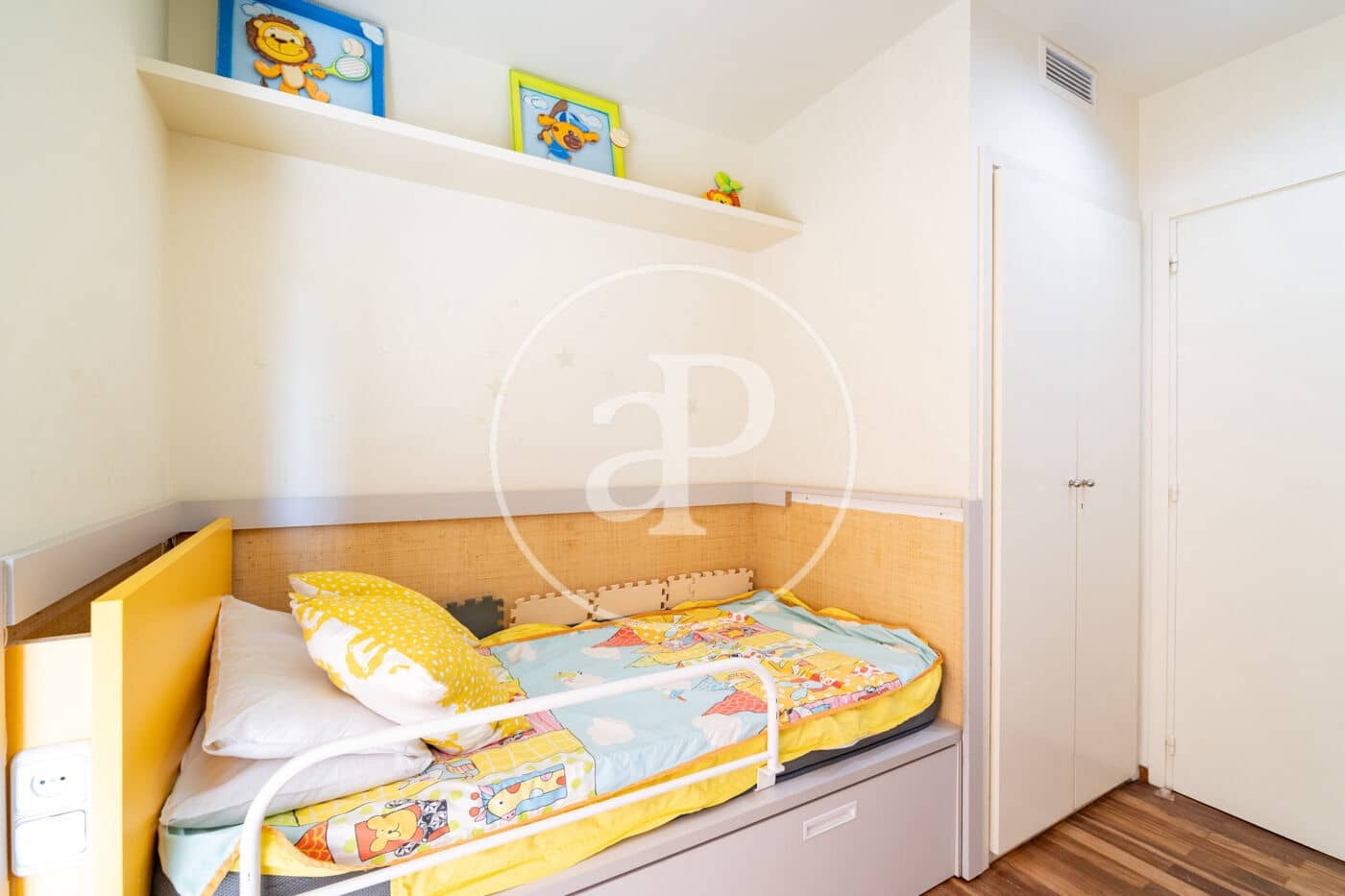 5 bedroom Apartment for rent in Barcelona city with garage - € 4,500 (Ref: 9770620)