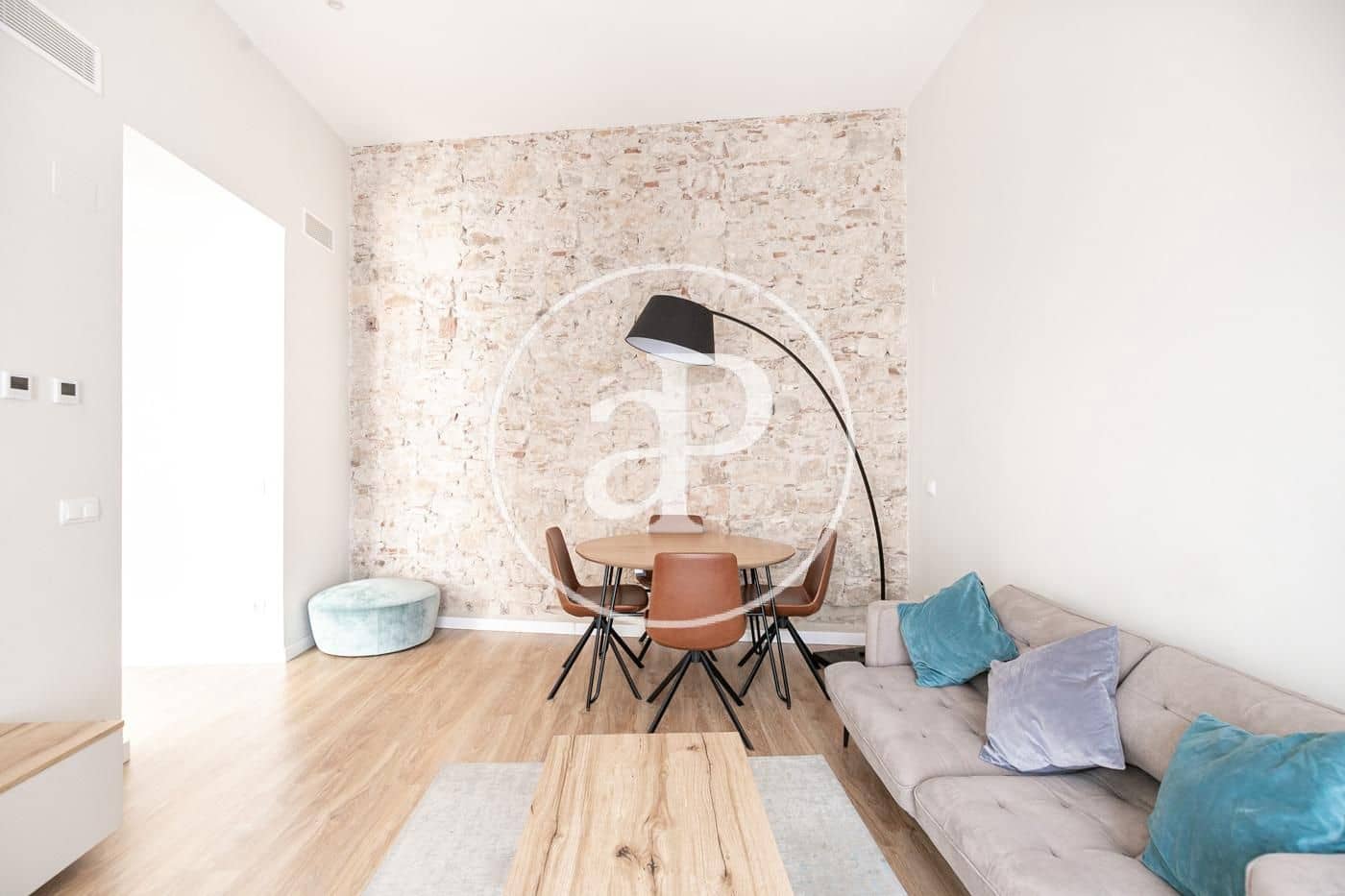 2 bedroom Apartment for rent in Barcelona city - € 2,700 (Ref: 9770621)