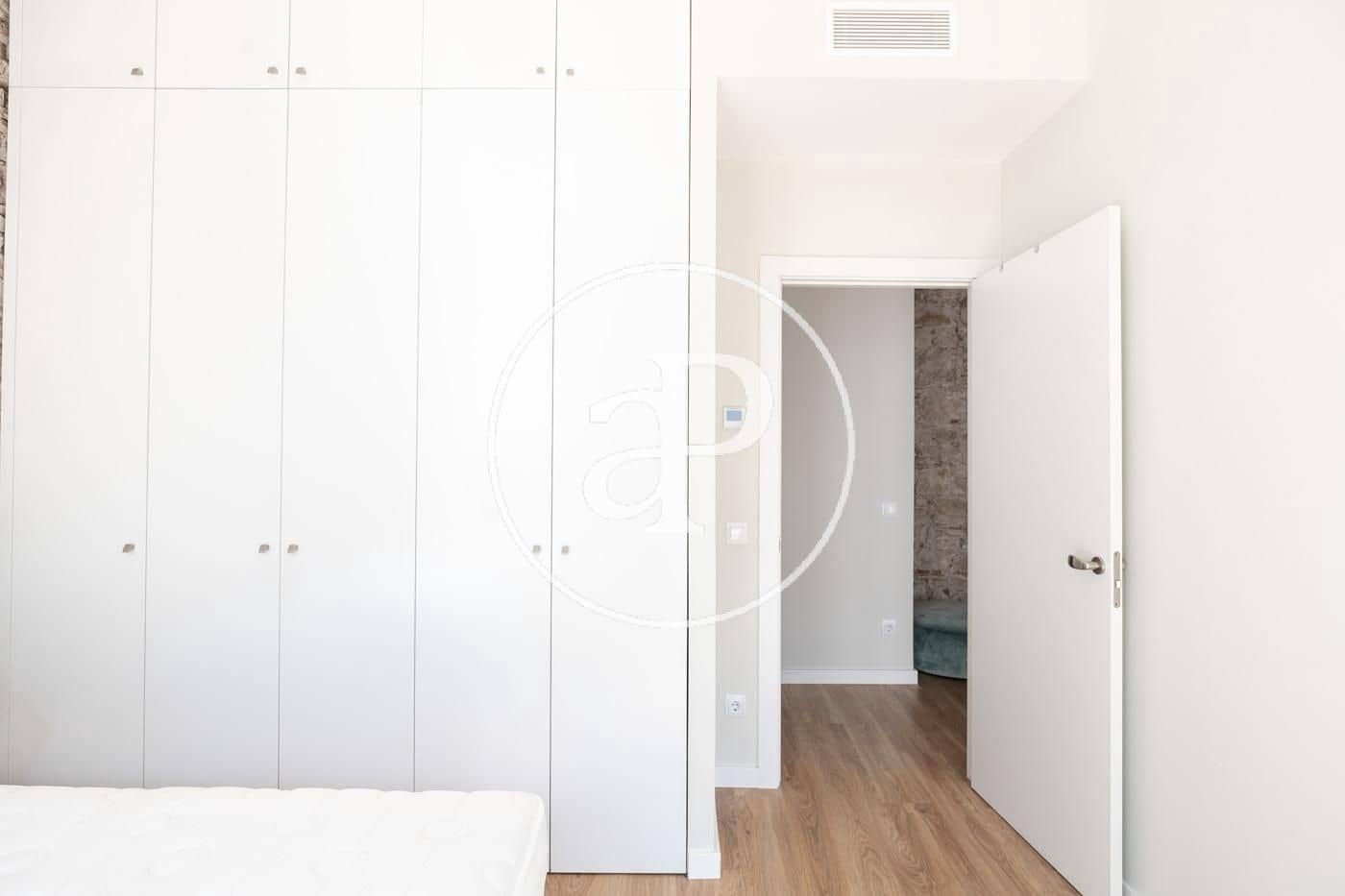 2 bedroom Apartment for rent in Barcelona city - € 2,700 (Ref: 9770621)