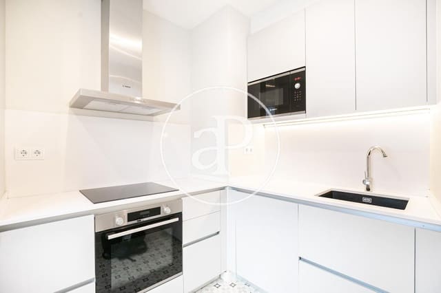 2 sovrum Lägenhet att hyra i El Barri Gòtic, Barcelona stad - 2 700 € (Ref: 9770621)