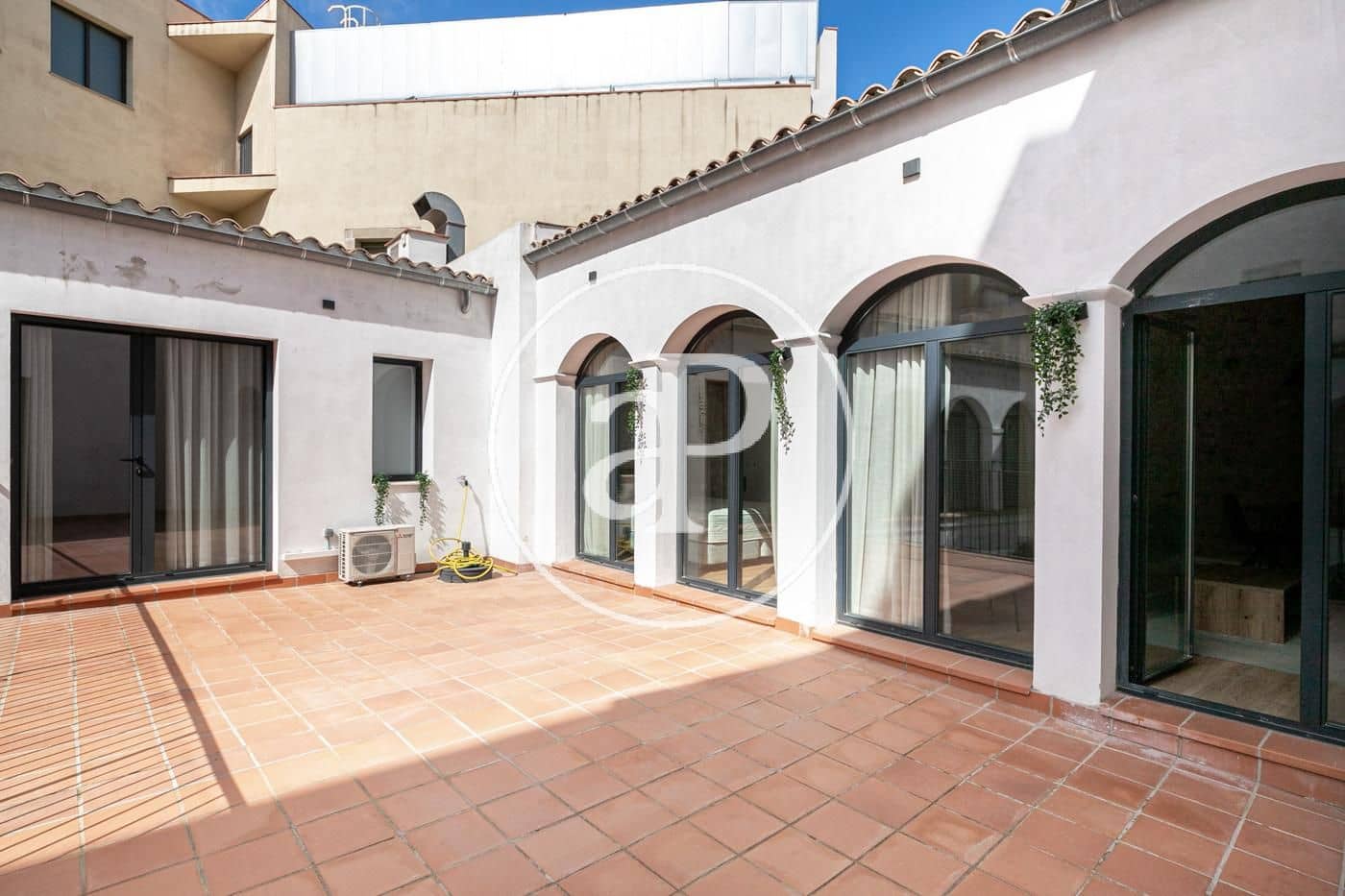 2 bedroom Apartment for rent in Barcelona city - € 2,700 (Ref: 9770621)