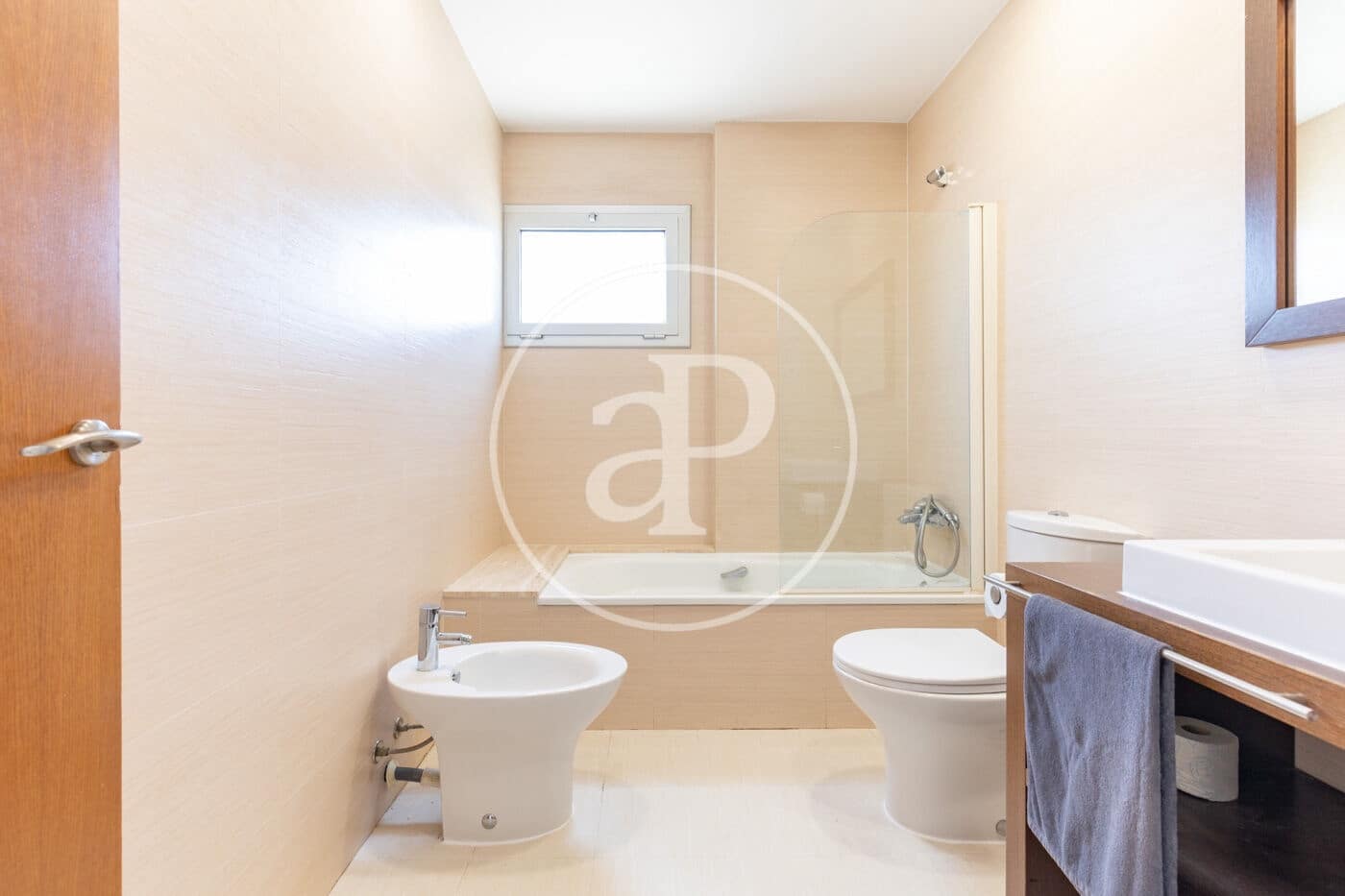 3 bedroom Villa for sale in Terrassa with pool - € 550,000 (Ref: 9770623)