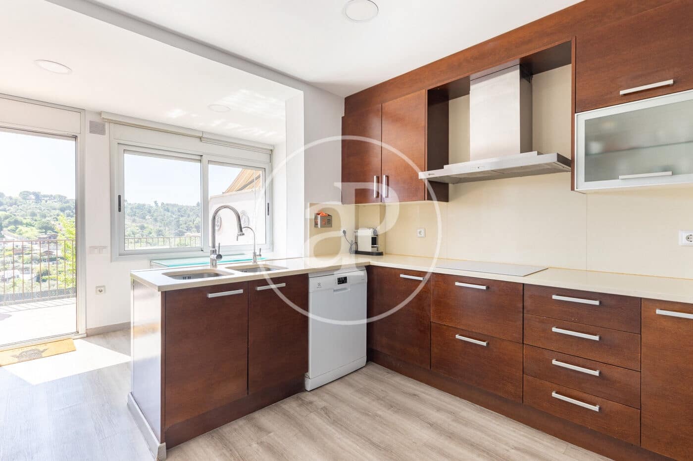 3 bedroom Villa for sale in Terrassa with pool - € 550,000 (Ref: 9770623)