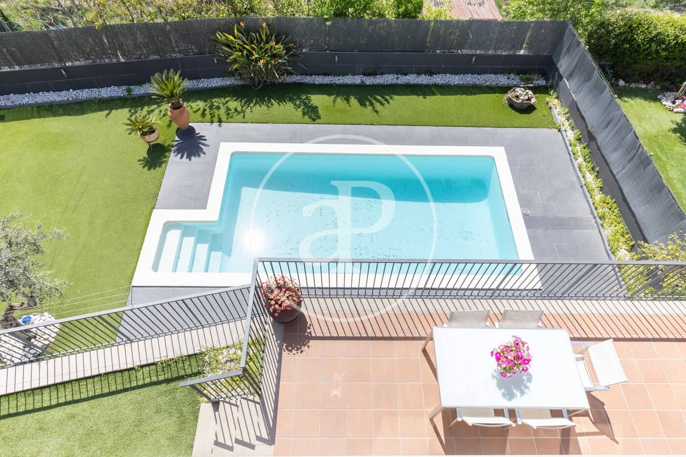 3 bedroom Villa for sale in Terrassa with pool - € 550,000 (Ref: 9770623)