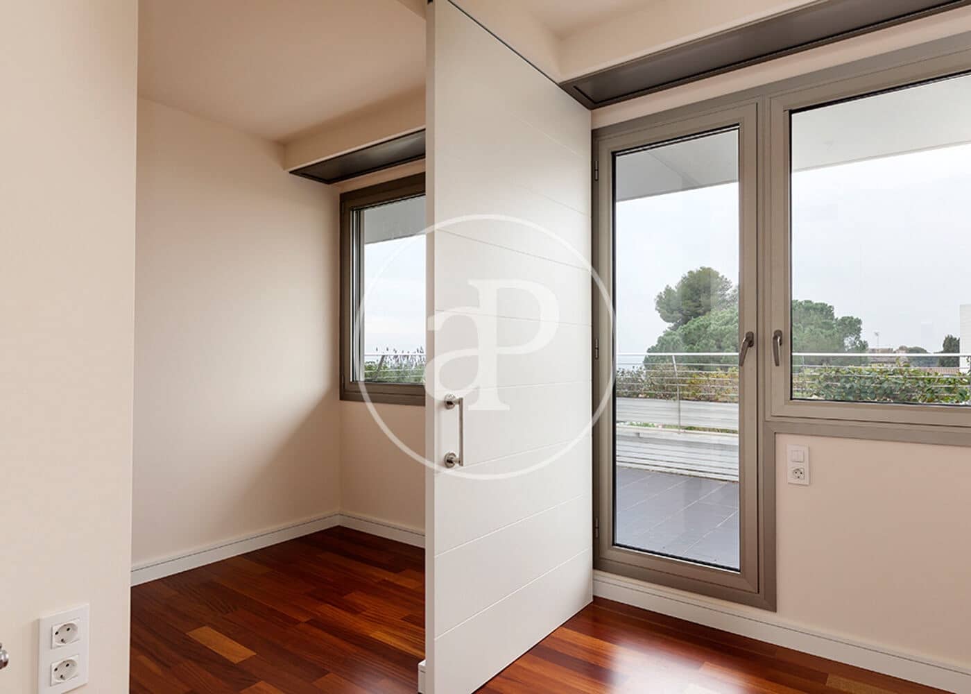 5 bedroom Apartment for rent in Sant Vicenc de Montalt with pool garage - € 4,855 (Ref: 9770624)