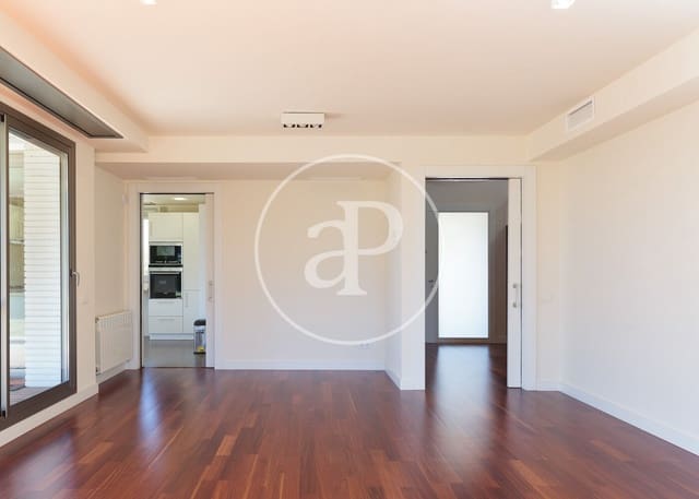 5 slaapkamer Appartement te huur in Sant Vicenç de Montalt met zwembad garage - € 4.311 (Ref: 9770625)