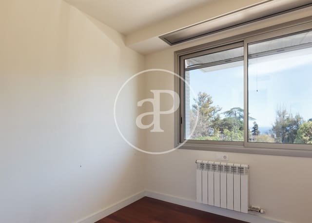 5 slaapkamer Appartement te huur in Sant Vicenç de Montalt met zwembad garage - € 4.311 (Ref: 9770625)