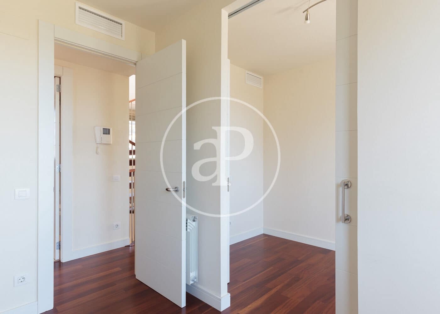 5 bedroom Apartment for rent in Sant Vicenc de Montalt with pool garage - € 4,311 (Ref: 9770625)