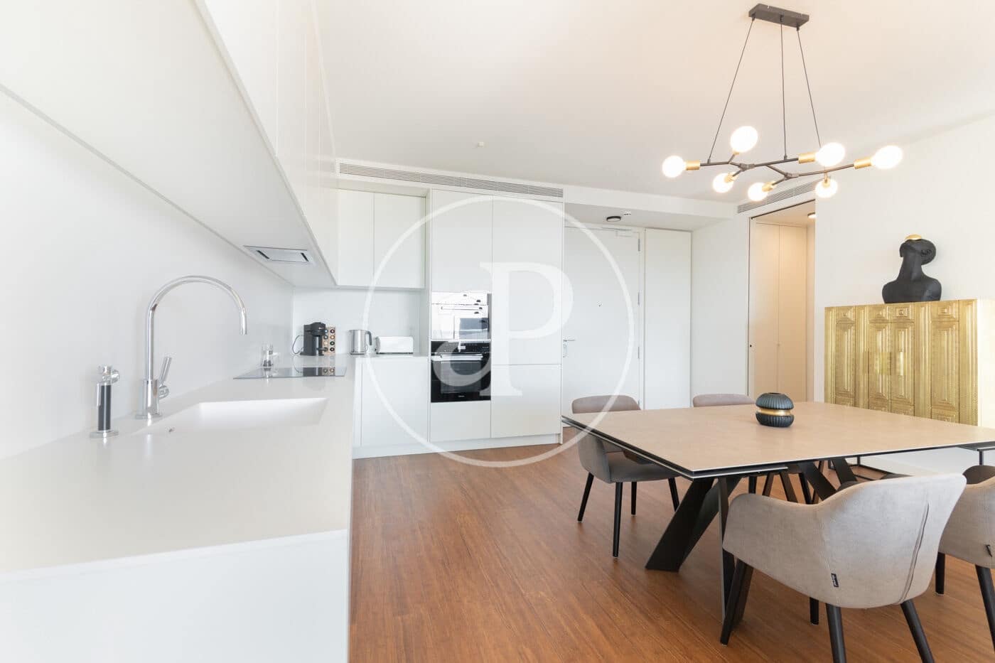 1 bedroom Apartment for rent in Barcelona city with pool garage - € 5,145 (Ref: 9770626)