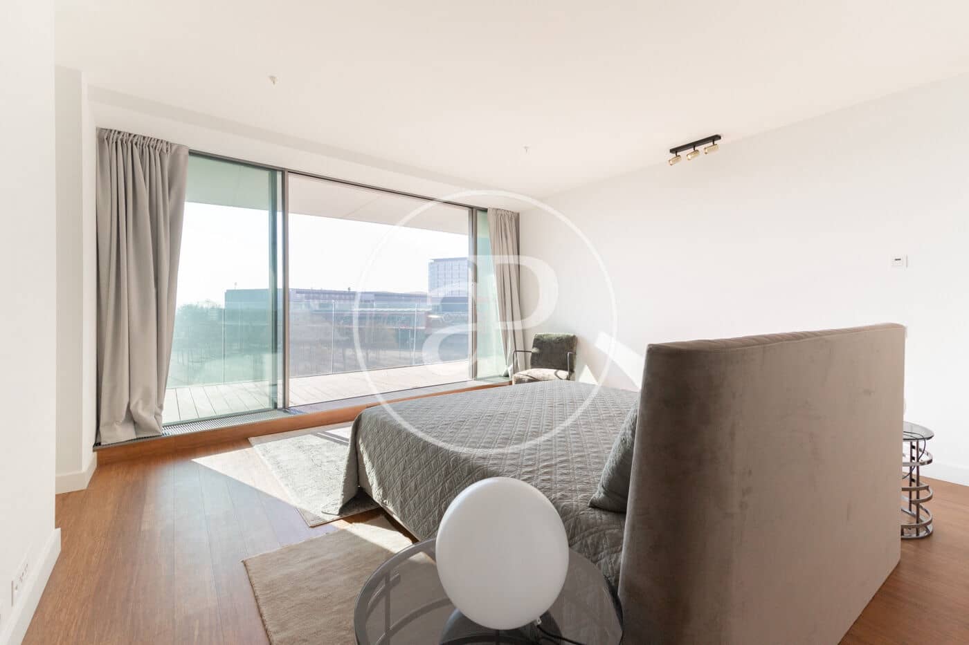 1 bedroom Apartment for rent in Barcelona city with pool garage - € 5,145 (Ref: 9770626)