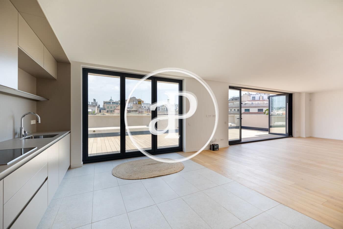 Lägenhet till salu i Barcelona stad - 1 700 009 € (Ref: 9770631)