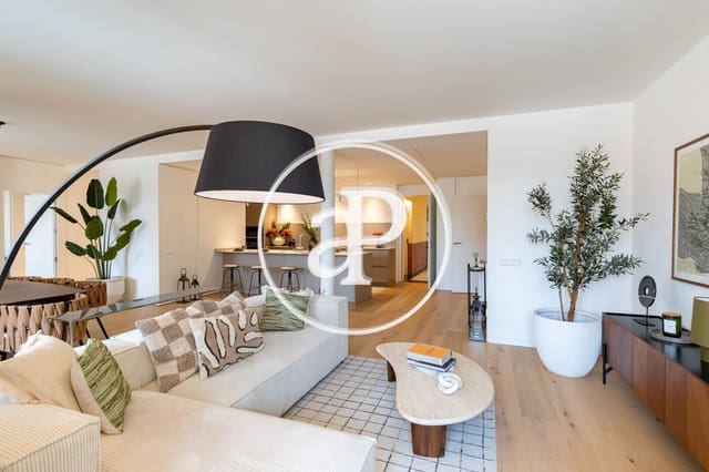 Apartment for sale in La Dreta de L'Eixample, Barcelona city - € 1,800,000 (Ref: 9770632)
