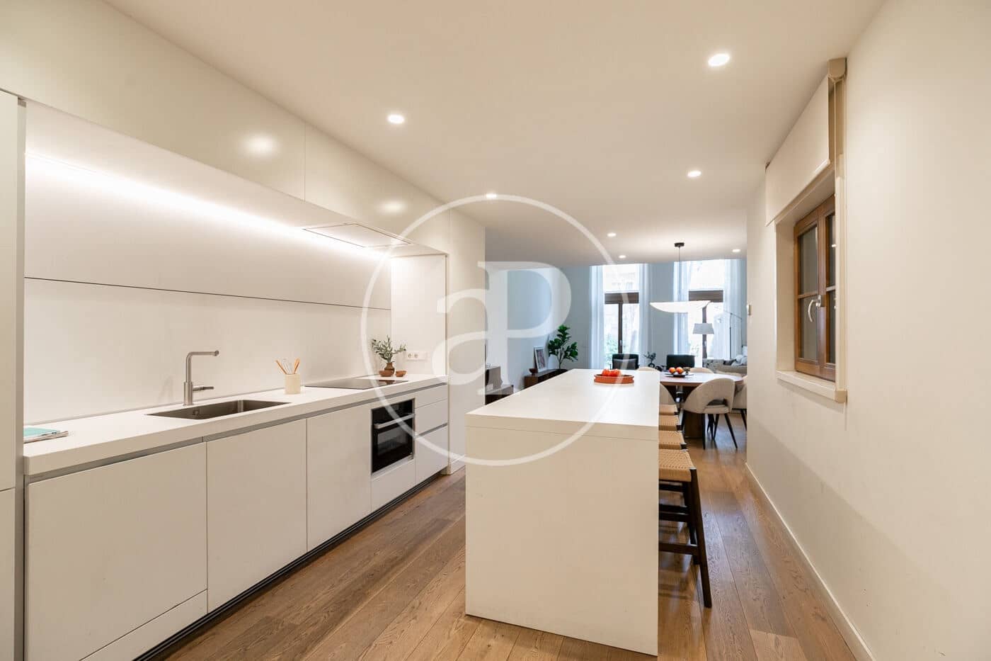 3 soveværelse Lejlighed til salg i Barcelona by - € 2.188.000 (Ref: 9770639)