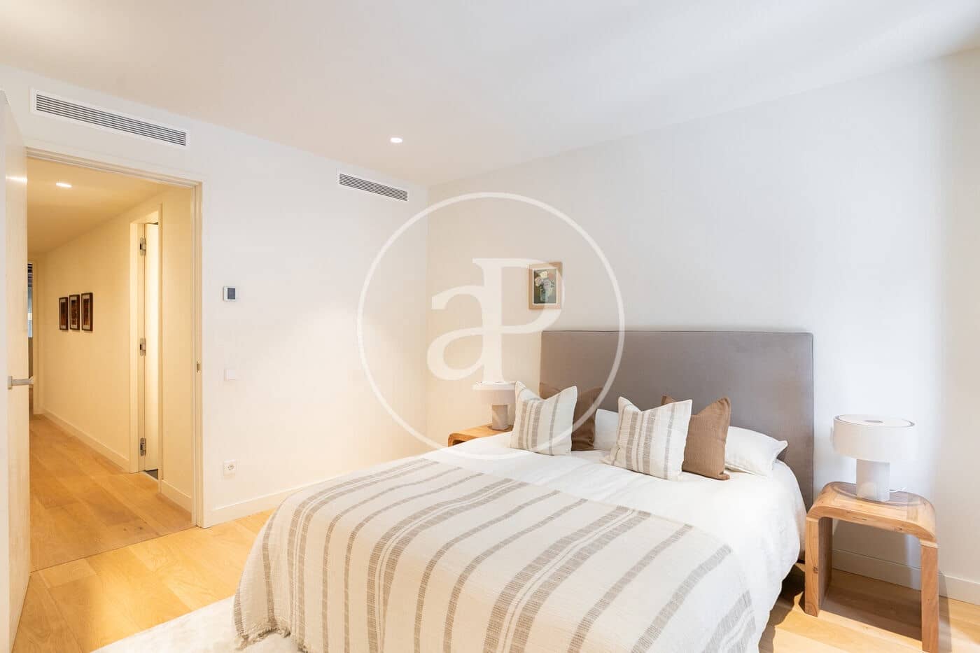 3 soveværelse Lejlighed til salg i Barcelona by - € 2.188.000 (Ref: 9770639)