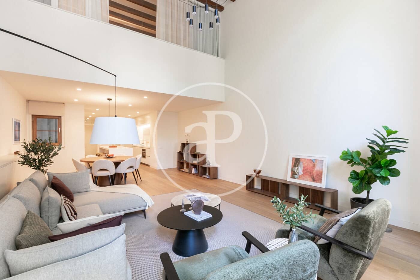 3 soveværelse Lejlighed til salg i Barcelona by - € 2.188.000 (Ref: 9770639)