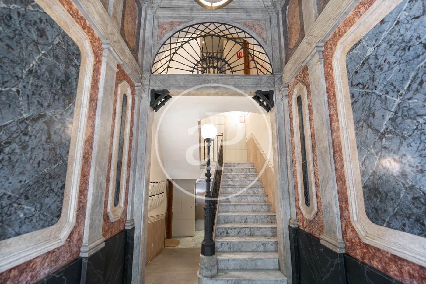 3 soveværelse Lejlighed til salg i Barcelona by - € 2.188.000 (Ref: 9770639)