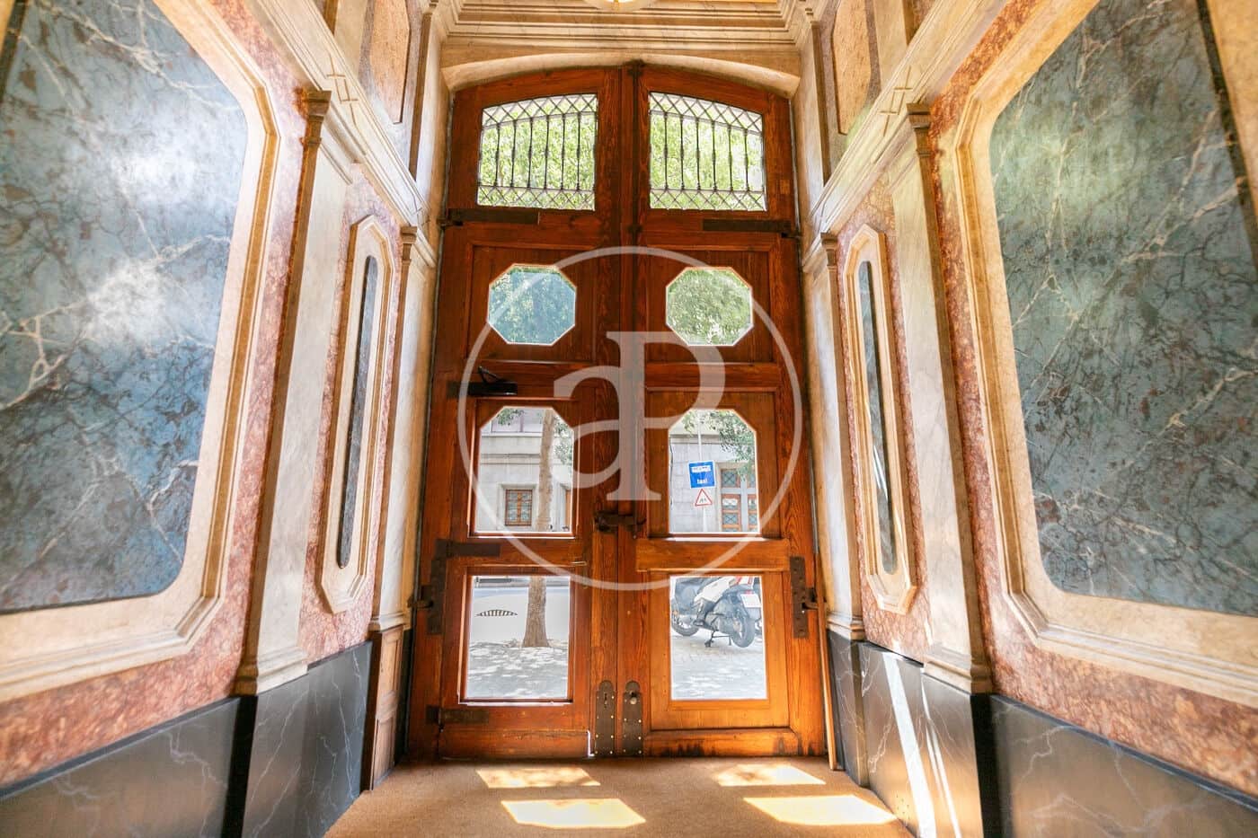 3 soveværelse Lejlighed til salg i Barcelona by - € 2.188.000 (Ref: 9770639)