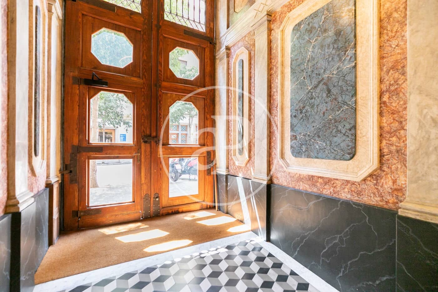 3 soveværelse Lejlighed til salg i Barcelona by - € 2.188.000 (Ref: 9770639)