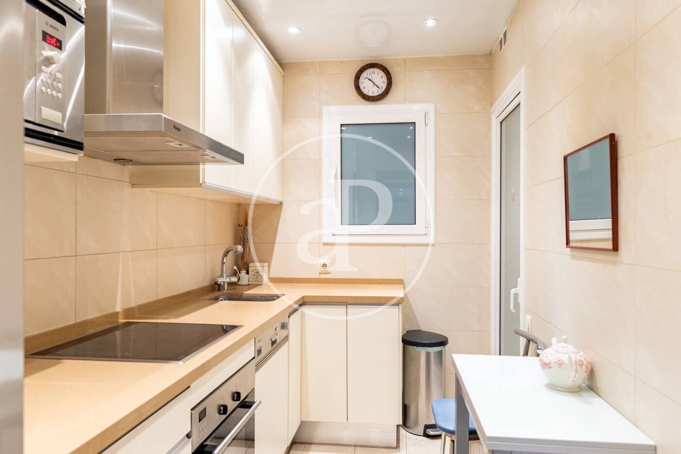 4 sypialnia Apartament na sprzedaż w Miasto Barcelona - 639 000 € (Ref: 9773041)