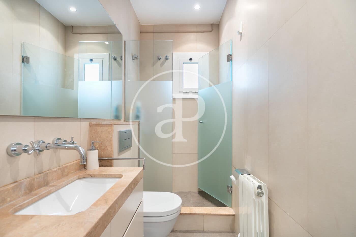 3 makuuhuone Huoneisto vuokrattavana paikassa Barcelona kaupunki - 2 363 € (Ref: 9773042)