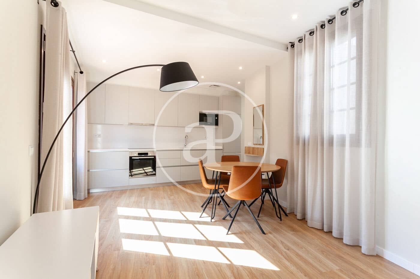 1 sypialnia Apartament do wynajęcia w Miasto Barcelona - 1 650 € (Ref: 9773043)