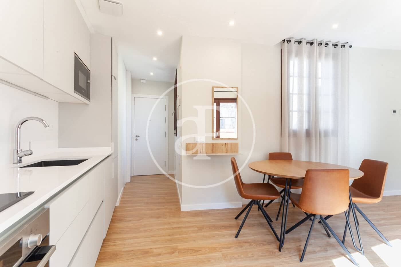 1 sypialnia Apartament do wynajęcia w Miasto Barcelona - 1 650 € (Ref: 9773043)