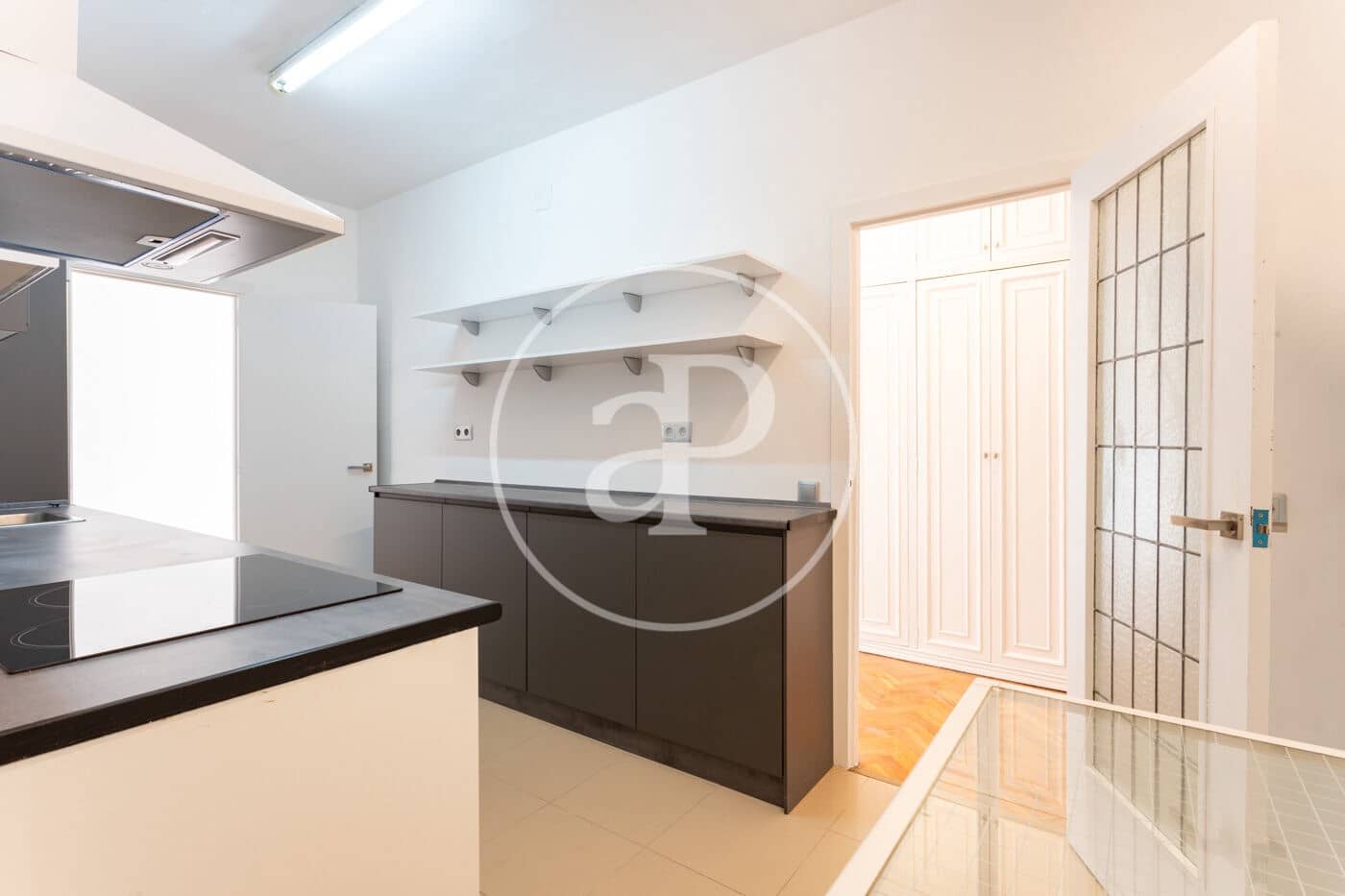 4 sovrum Lägenhet att hyra i Barcelona stad med garage - 2 450 € (Ref: 9773044)