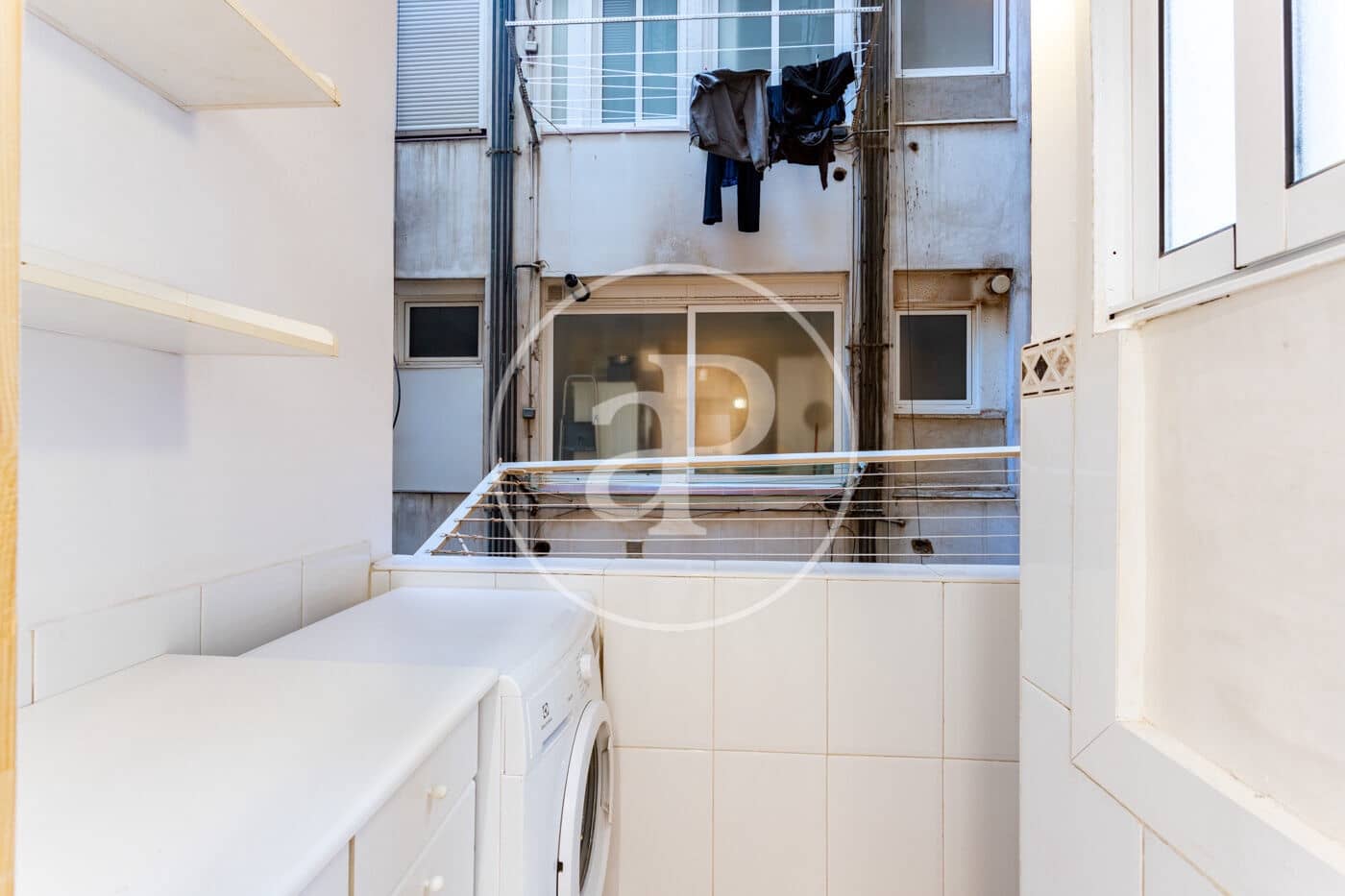 4 sovrum Lägenhet att hyra i Barcelona stad med garage - 2 450 € (Ref: 9773044)