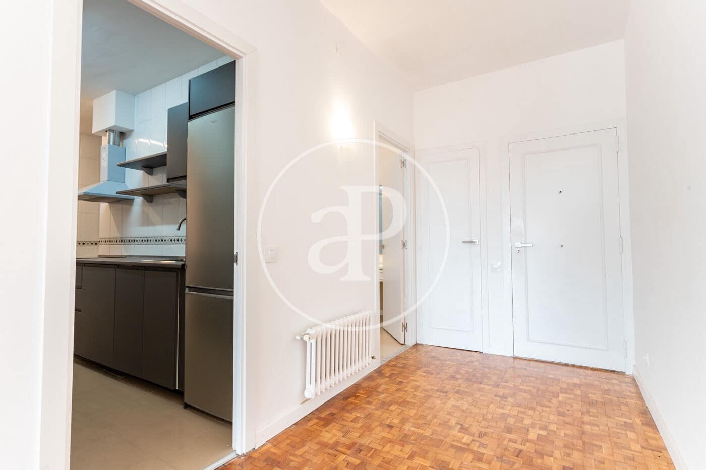 4 sovrum Lägenhet att hyra i Barcelona stad med garage - 2 450 € (Ref: 9773044)
