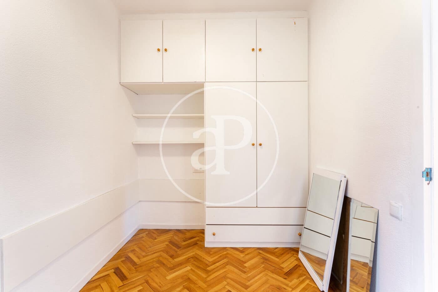 4 sovrum Lägenhet att hyra i Barcelona stad med garage - 2 450 € (Ref: 9773044)