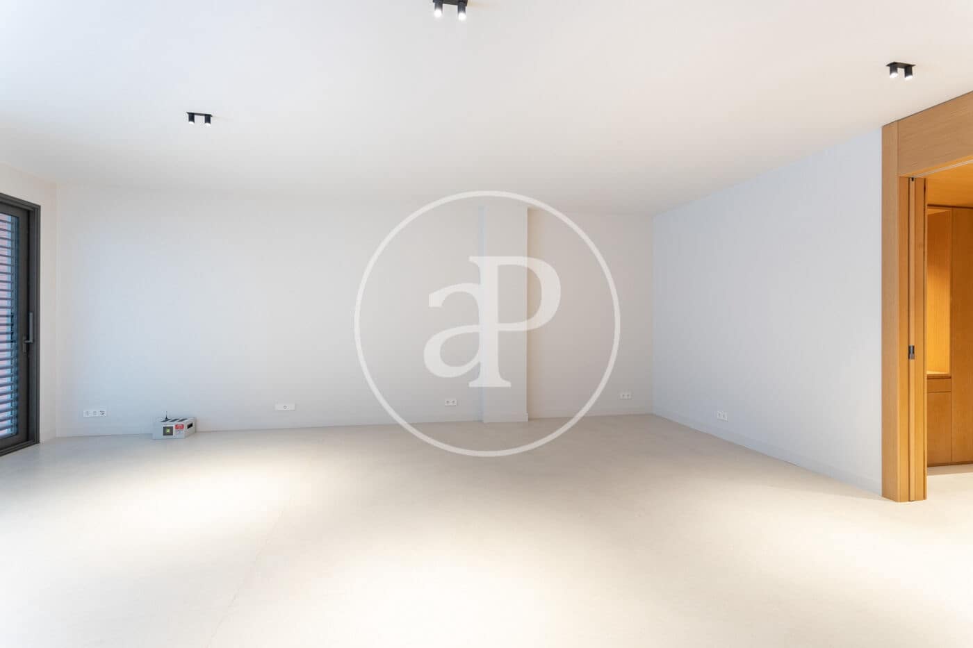 4 makuuhuone Huoneisto vuokrattavana paikassa Barcelona kaupunki mukana uima-altaan 
autotalli - 5 500 € (Ref: 9773046)