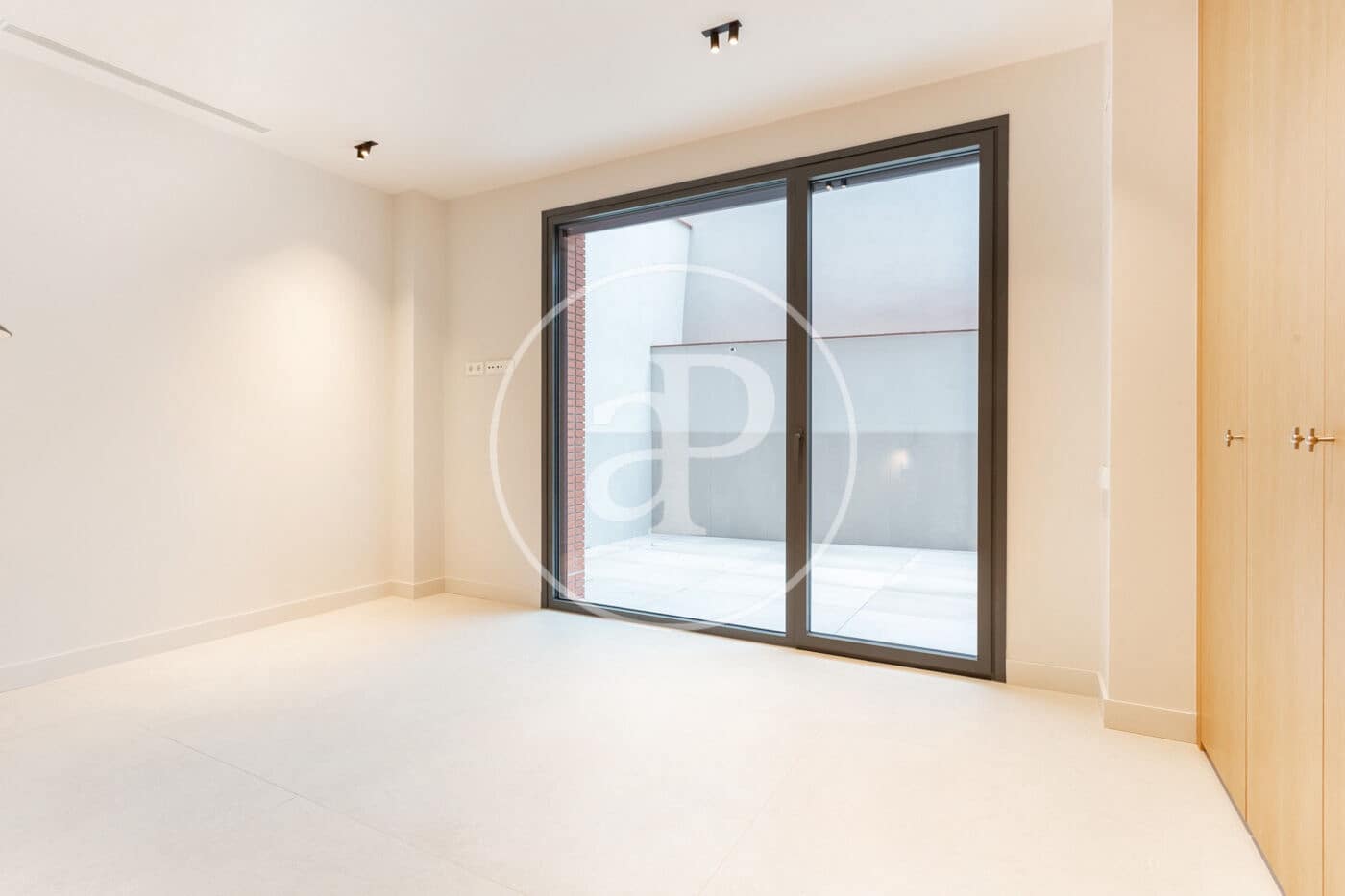 4 makuuhuone Huoneisto vuokrattavana paikassa Barcelona kaupunki mukana uima-altaan 
autotalli - 5 500 € (Ref: 9773046)