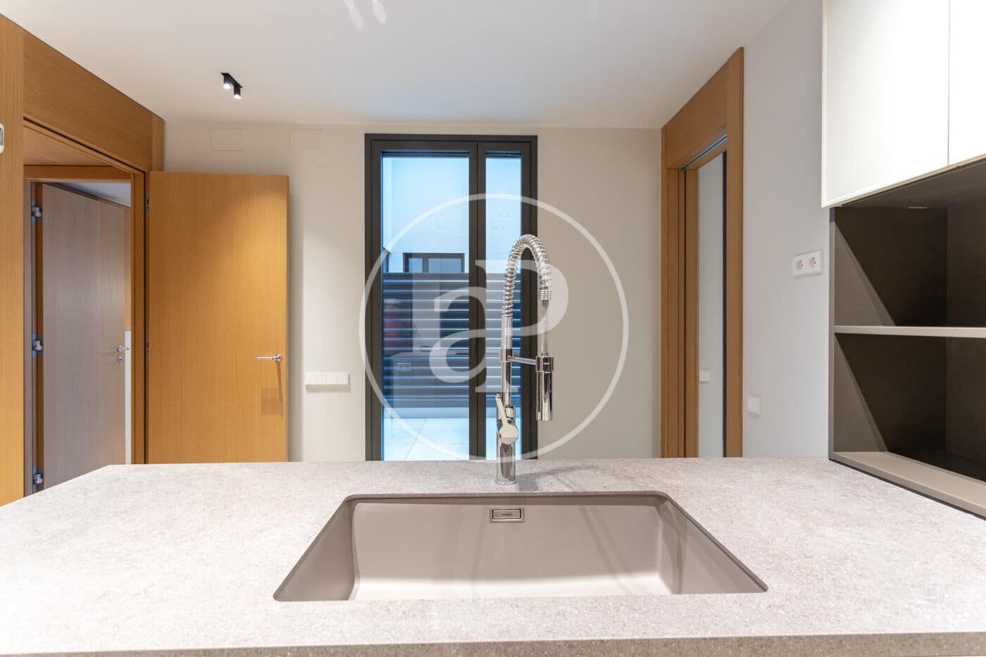 4 makuuhuone Huoneisto vuokrattavana paikassa Barcelona kaupunki mukana uima-altaan 
autotalli - 5 500 € (Ref: 9773046)