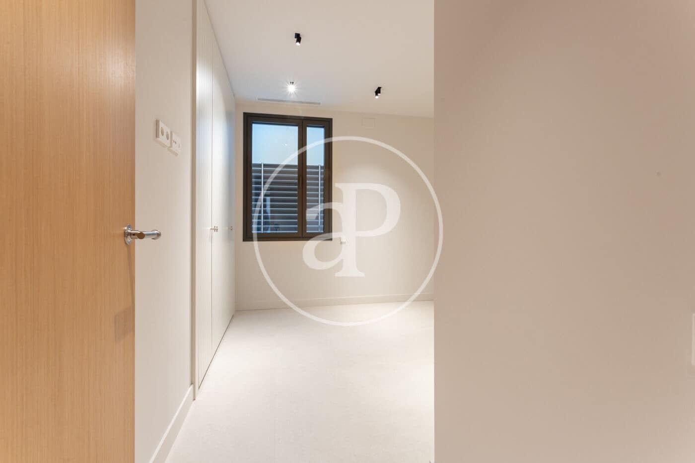 4 makuuhuone Huoneisto vuokrattavana paikassa Barcelona kaupunki mukana uima-altaan 
autotalli - 5 500 € (Ref: 9773046)