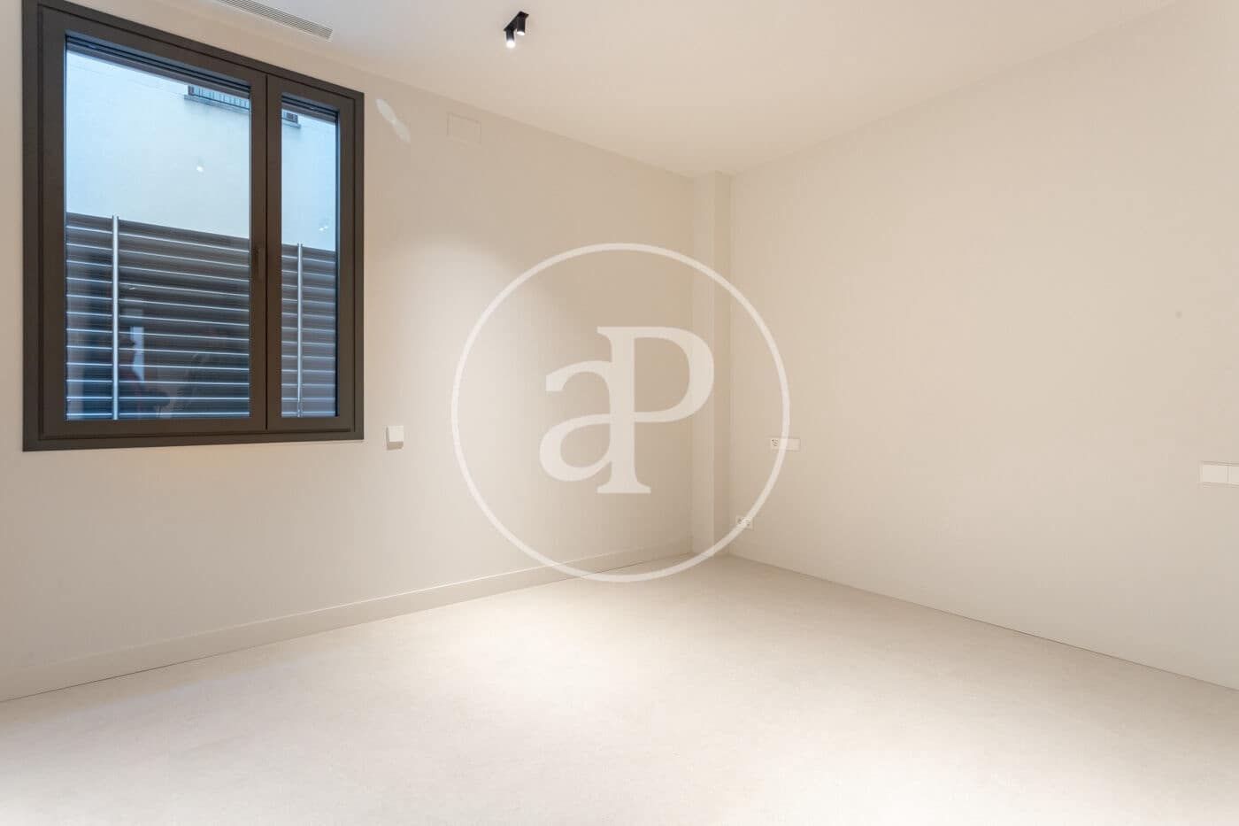 4 makuuhuone Huoneisto vuokrattavana paikassa Barcelona kaupunki mukana uima-altaan 
autotalli - 5 500 € (Ref: 9773046)