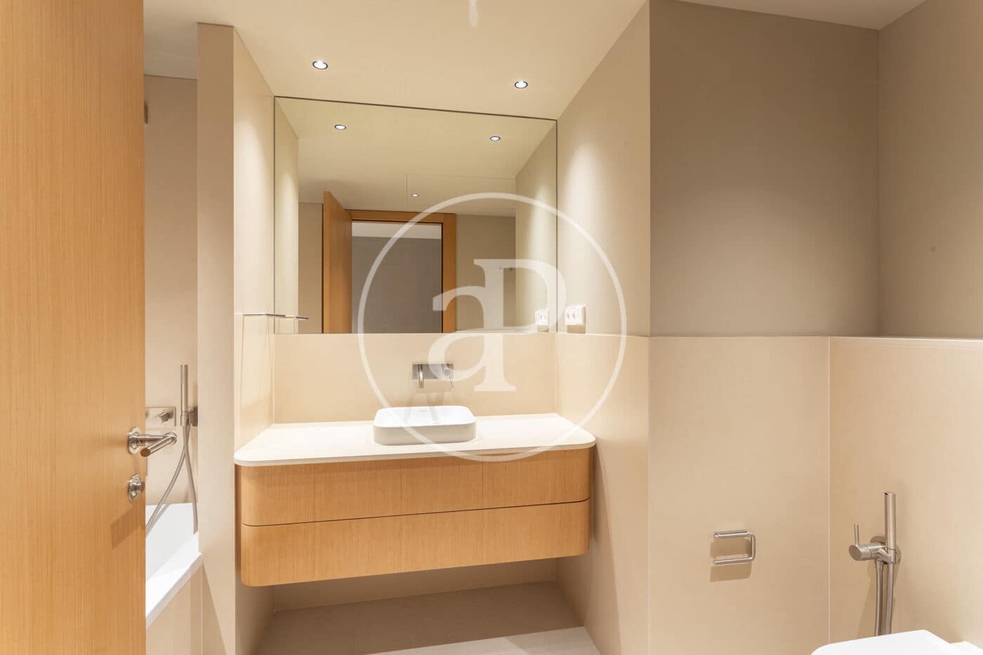 4 makuuhuone Huoneisto vuokrattavana paikassa Barcelona kaupunki mukana uima-altaan 
autotalli - 5 500 € (Ref: 9773046)