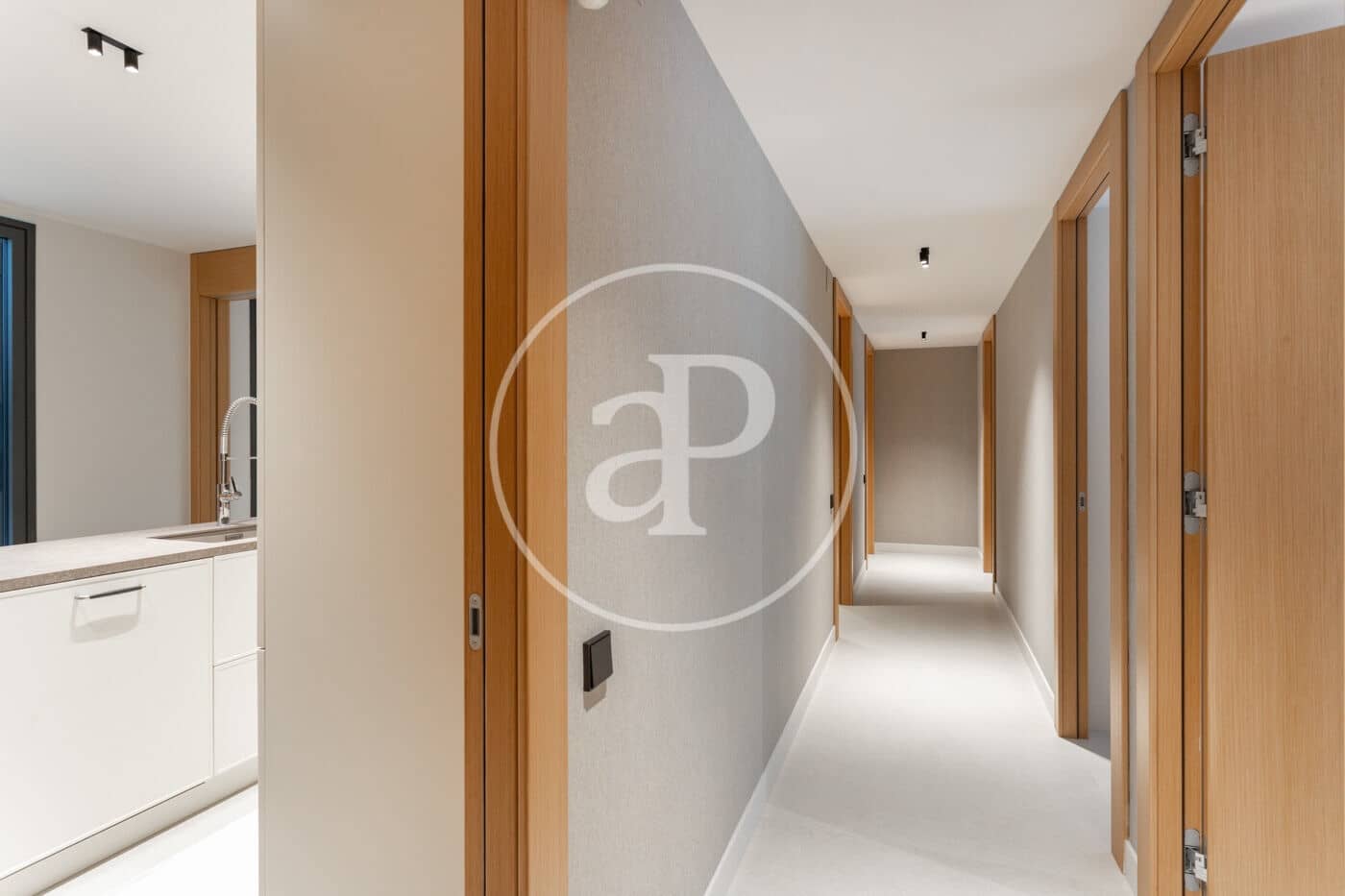 4 makuuhuone Huoneisto vuokrattavana paikassa Barcelona kaupunki mukana uima-altaan 
autotalli - 5 500 € (Ref: 9773046)