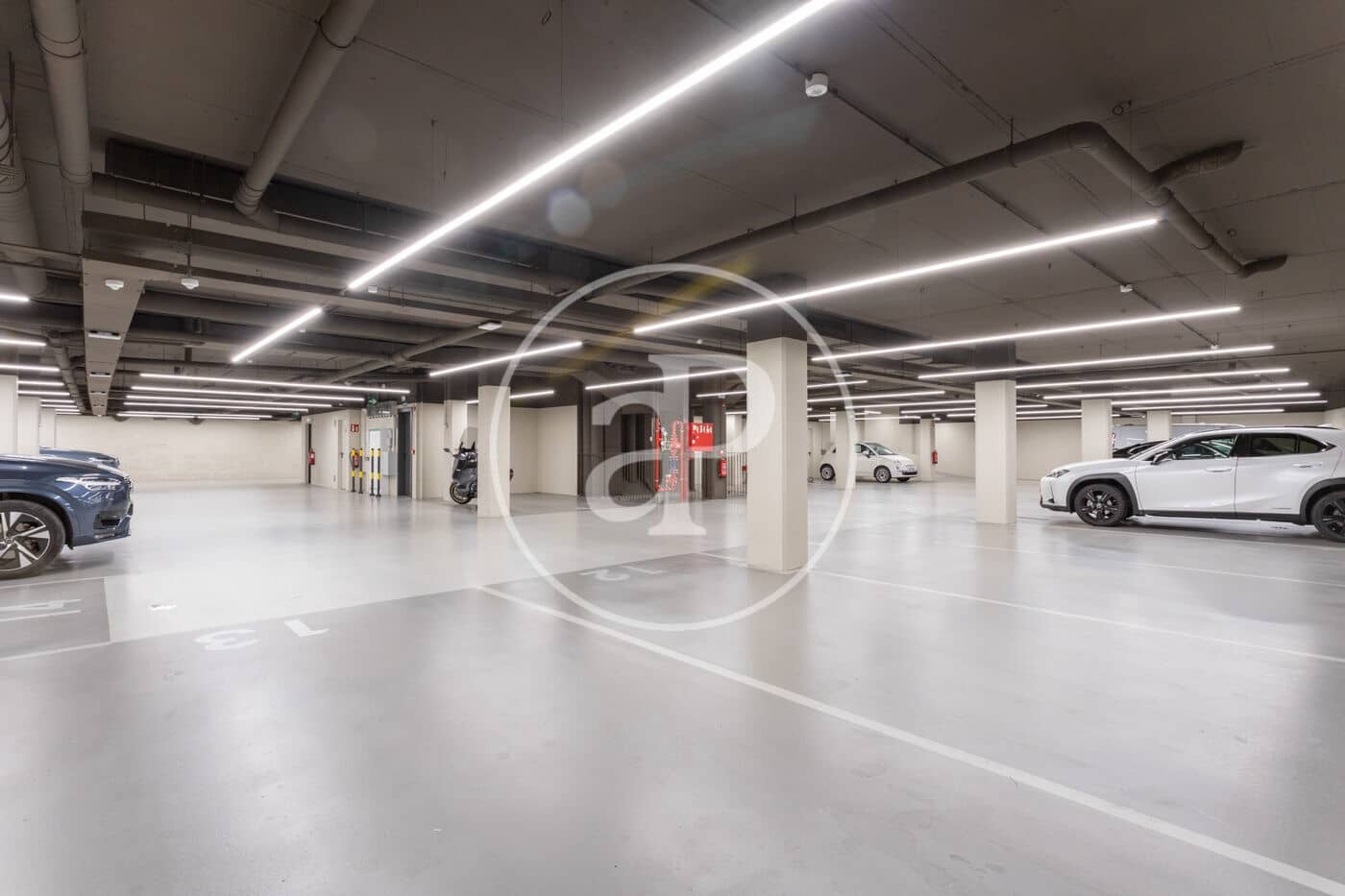 4 makuuhuone Huoneisto vuokrattavana paikassa Barcelona kaupunki mukana uima-altaan 
autotalli - 5 500 € (Ref: 9773046)