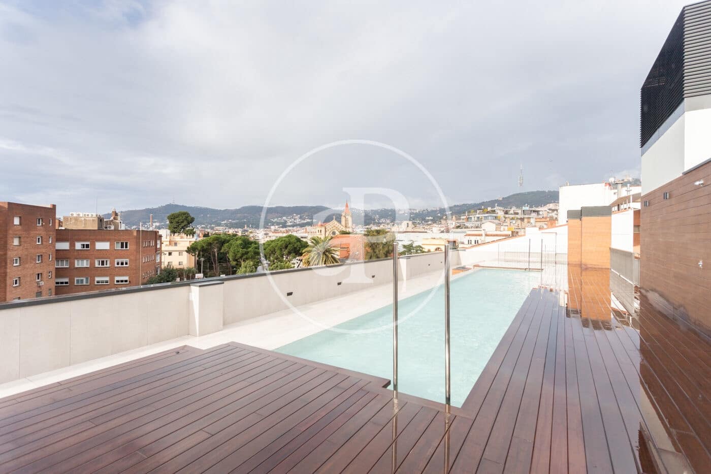 4 makuuhuone Huoneisto vuokrattavana paikassa Barcelona kaupunki mukana uima-altaan 
autotalli - 5 500 € (Ref: 9773046)