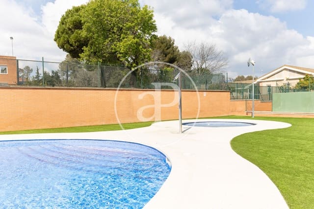 3 sypialnia Apartament do wynajęcia w Sabadell - 1 336 € (Ref: 9773048)