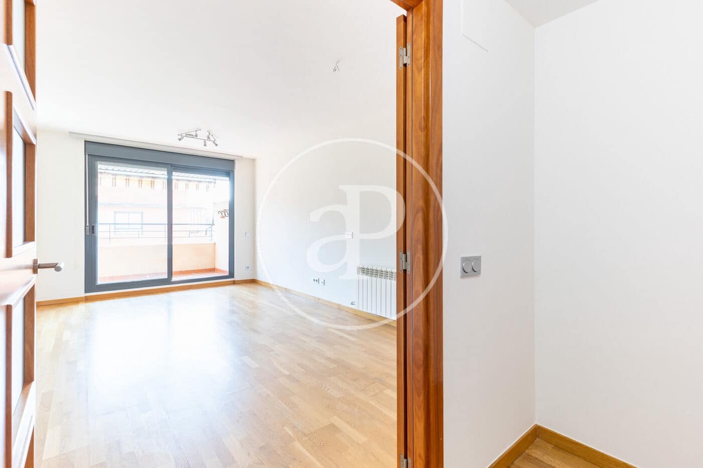 3 sypialnia Apartament do wynajęcia w Sabadell z basenem garażem - 1 336 € (Ref: 9773048)