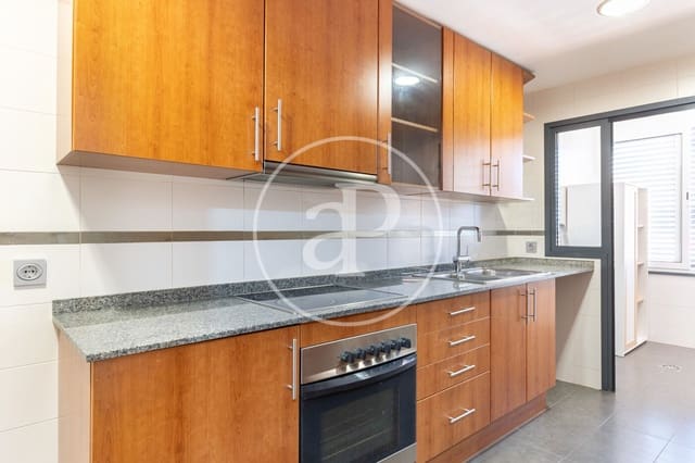 3 sypialnia Apartament do wynajęcia w Sabadell - 1 336 € (Ref: 9773048)