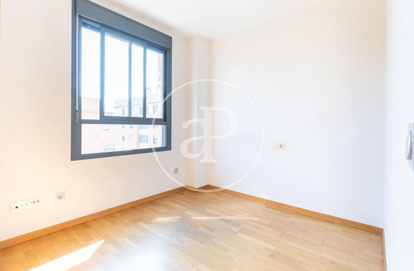 3 sypialnia Apartament do wynajęcia w Sabadell z basenem garażem - 1 336 € (Ref: 9773048)