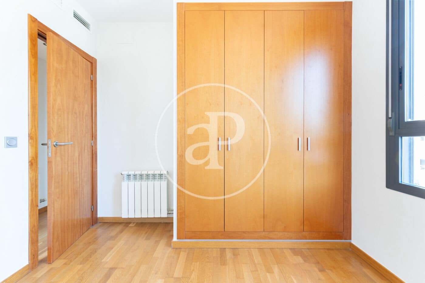 3 sypialnia Apartament do wynajęcia w Sabadell z basenem garażem - 1 336 € (Ref: 9773048)