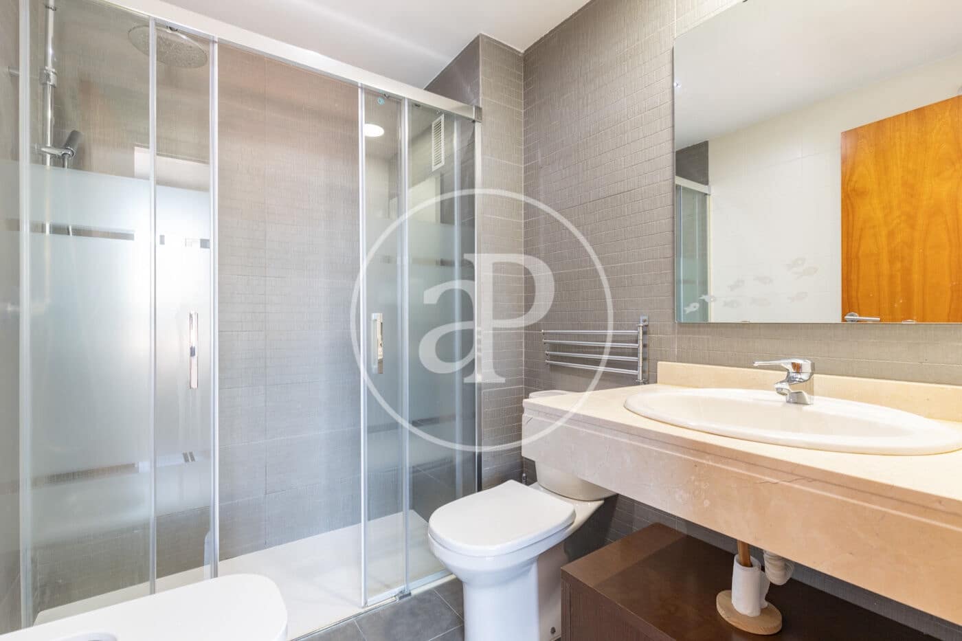 3 sypialnia Apartament do wynajęcia w Sabadell z basenem garażem - 1 336 € (Ref: 9773048)