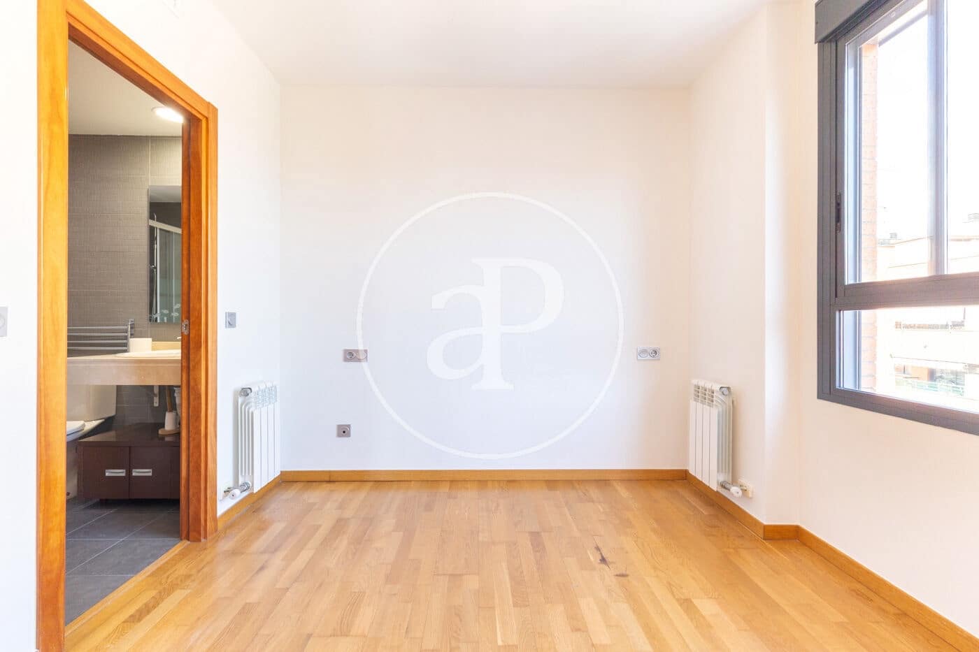 3 sypialnia Apartament do wynajęcia w Sabadell z basenem garażem - 1 336 € (Ref: 9773048)