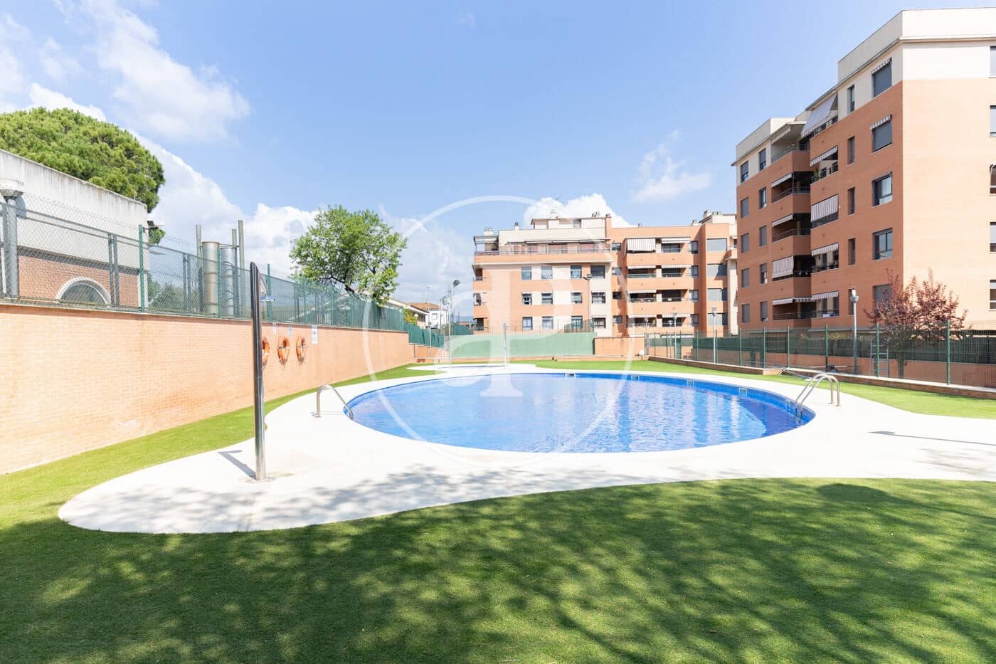 3 sypialnia Apartament do wynajęcia w Sabadell z basenem garażem - 1 336 € (Ref: 9773048)