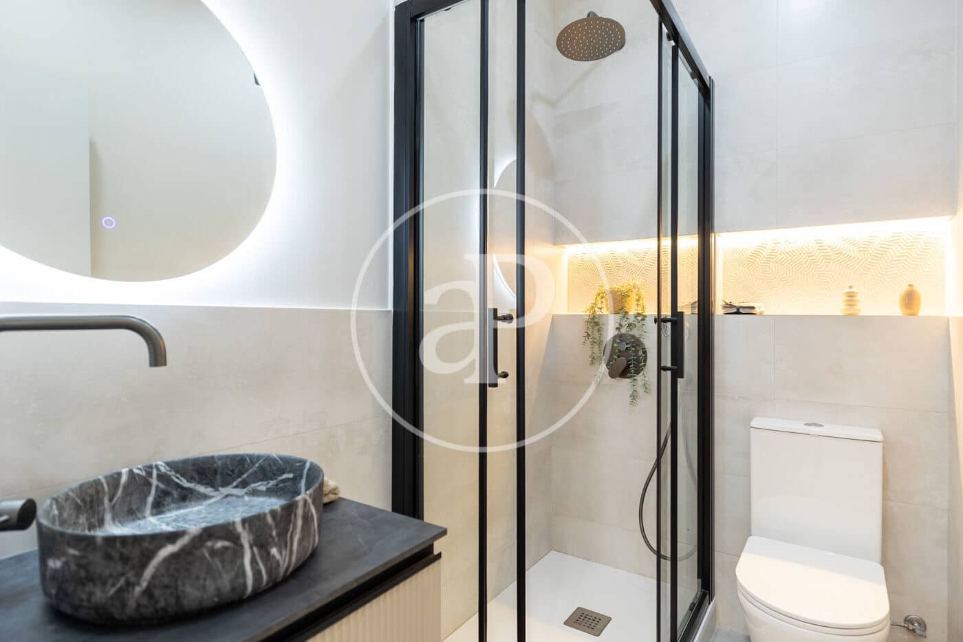 3 slaapkamer Appartement te koop in Barcelona stad - € 669.000 (Ref: 9778103)