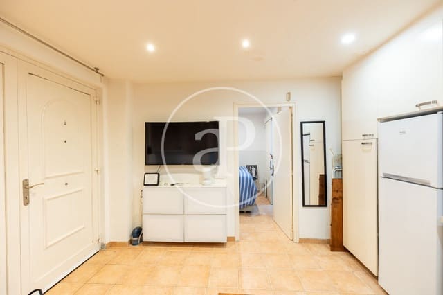 1 soveværelse Lejlighed til salg i La Barceloneta, Barcelona by - € 175.000 (Ref: 9780536)