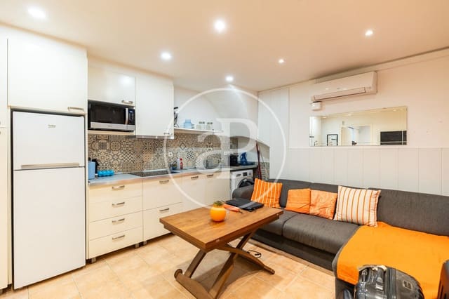 1 soveværelse Lejlighed til salg i La Barceloneta, Barcelona by - € 175.000 (Ref: 9780536)